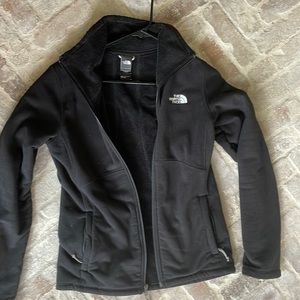 North face sweater jacket size small worn and washed less than 5 times